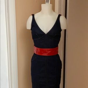 BLACK FRIDAY SPECIAL! D&G fitted denim/red belt
